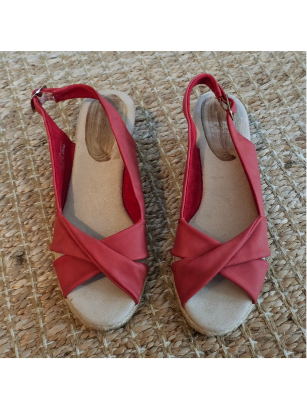 Easy Street Maureen Red Espadrille Wedge Sandals Women’s 10N Narrow NWOB - Picture 8 of 10
